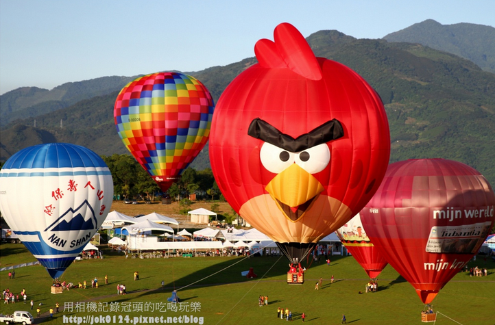 憤怒鳥飛到台灣 2013 台灣國際熱氣球嘉年華 就在台東鹿野高台 @ 用相機紀錄冠頭的吃喝玩樂 -- 痞客邦 PIXNET --