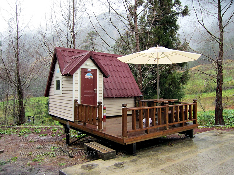 到武陵農場住小木屋露營賞櫻～可愛露營屋 @麻吉小兔。世界行旅
