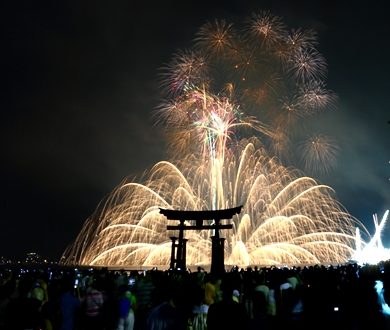 日本廣島【宮島】交通資訊分享：JR山陽本線、廣島電鐵、宮島松大汽船、JR西日本宮島フェリ－渡輪、世界遺產航路觀光遊船 @麻吉小兔。世界行旅