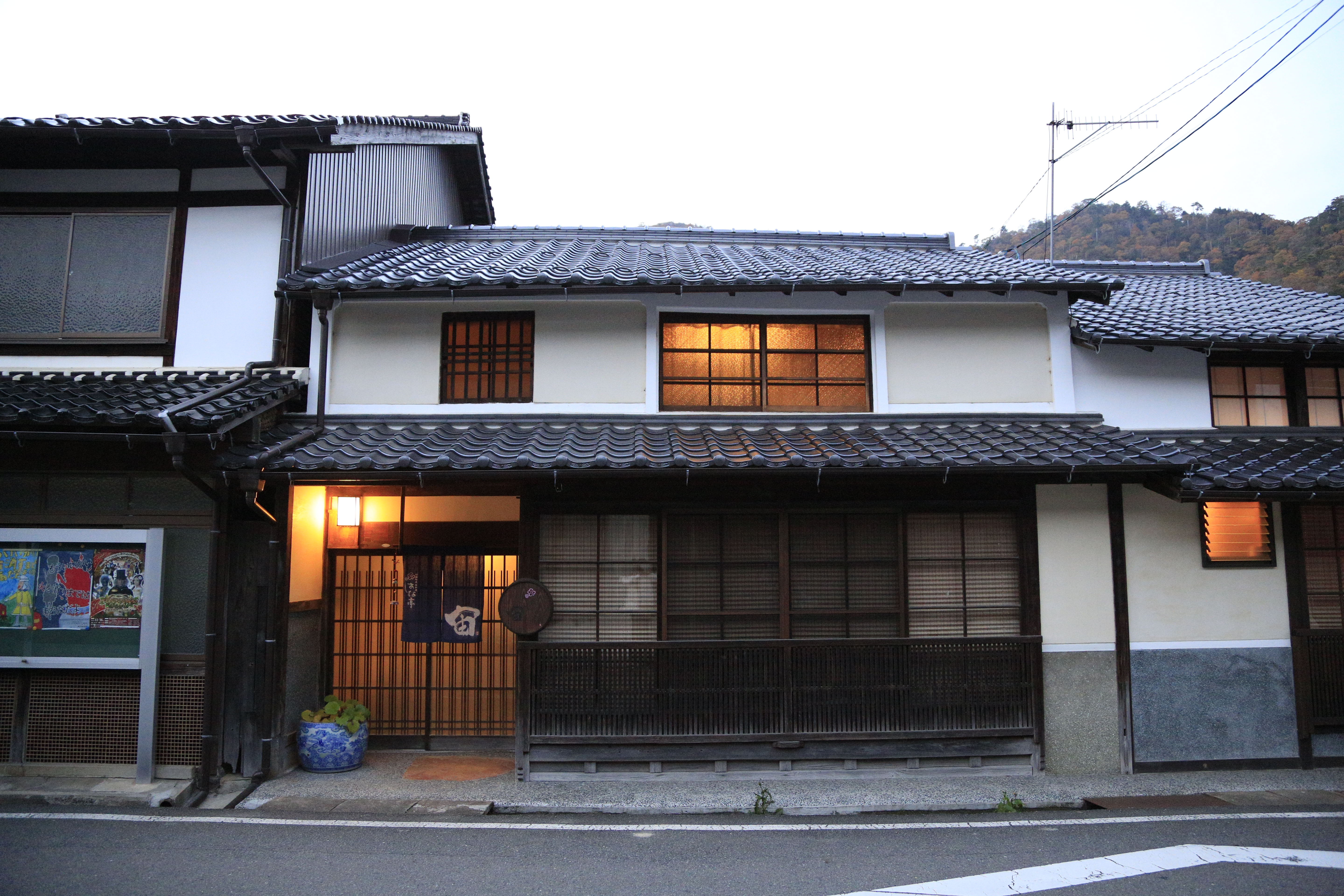 日本天空の城【竹田城跡】町家民宿【竹田町屋 寺子屋 はな亭】 @麻吉小兔。世界行旅