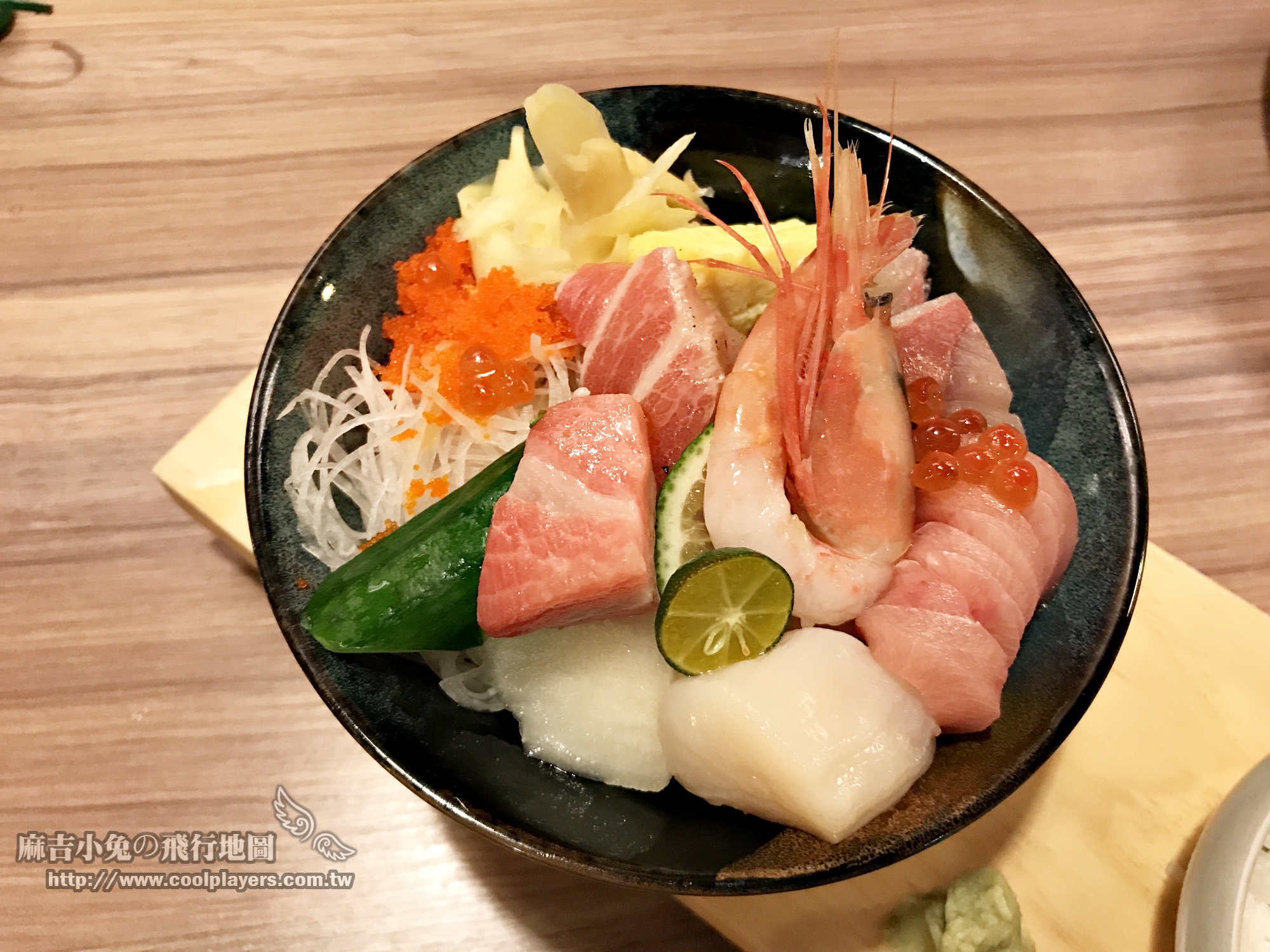 台北行天宮【小六食堂~離緣肉炸豬排 / 橘水海膽+TORO大腹丼】 @麻吉小兔。世界行旅