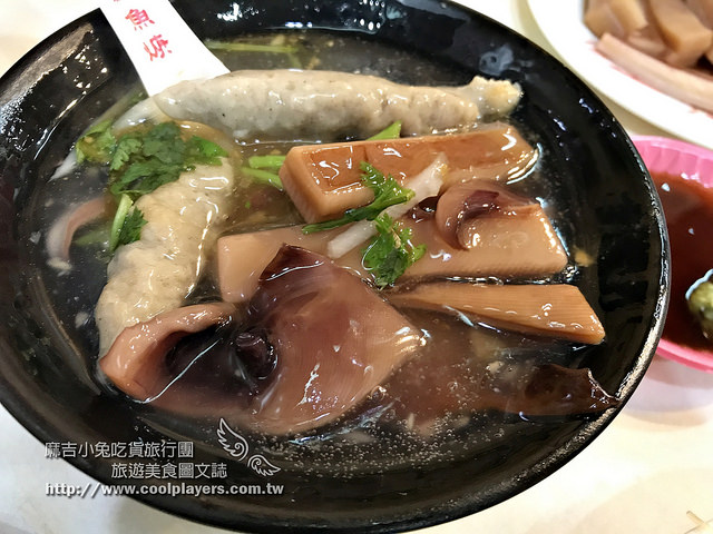 台北艋舺【兩喜號魷魚焿 創立於1921】Q脆咕溜美味魷魚焿 @麻吉小兔。世界行旅