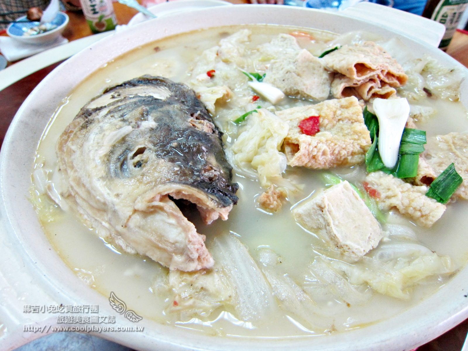 景美【一家魚頭火鍋店（原：浙江大陳島小吃）】砂鍋魚頭 炒年糕 @麻吉小兔。世界行旅
