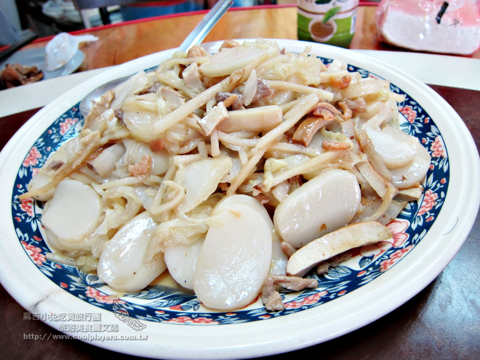 景美【一家魚頭火鍋店（原：浙江大陳島小吃）】砂鍋魚頭 炒年糕 @麻吉小兔。世界行旅
