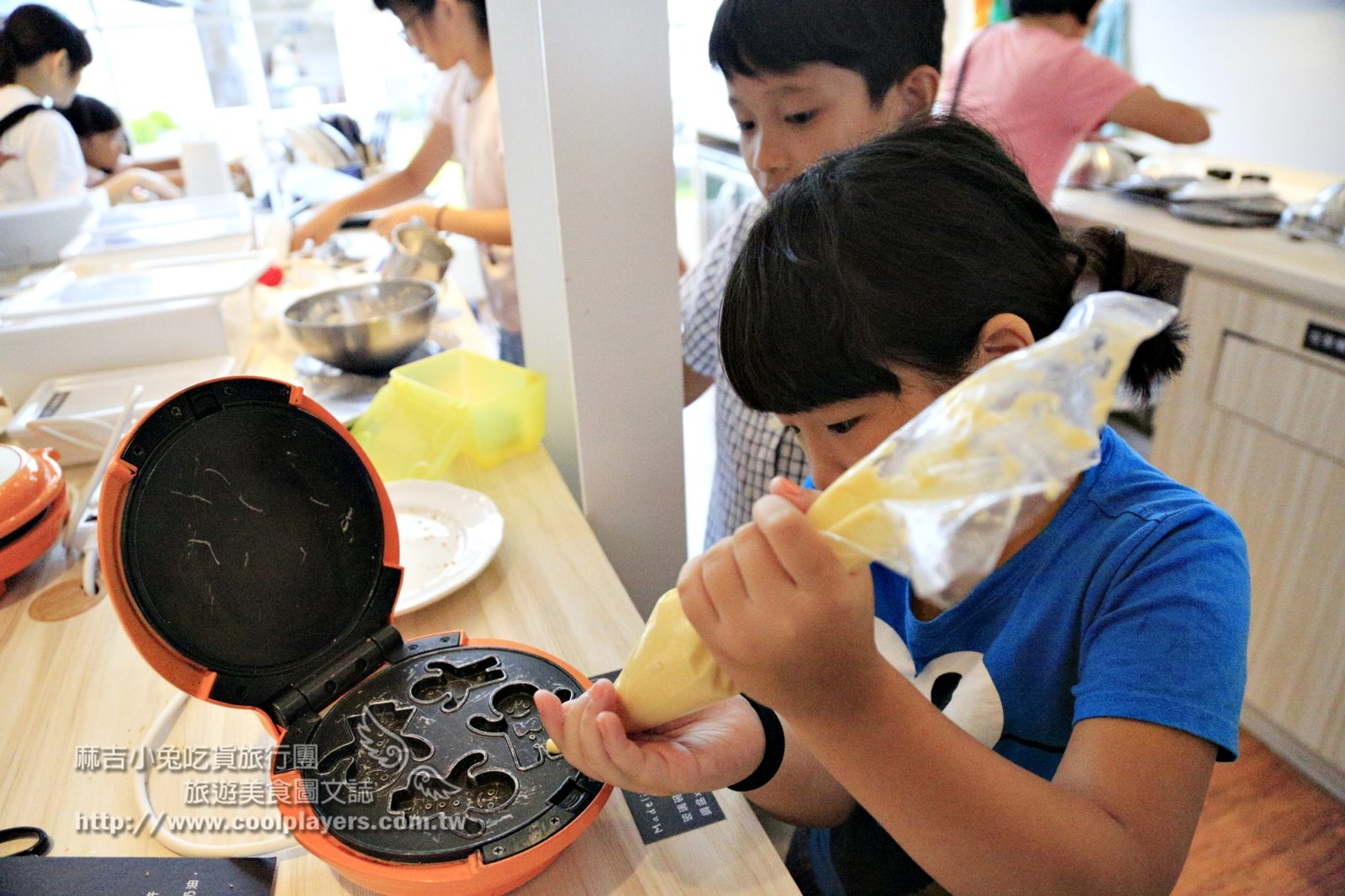 (搬遷至中正店)亞尼克台南安平店【手做甜點DIY】夢幻滋味親子一起動手做 @麻吉小兔。世界行旅