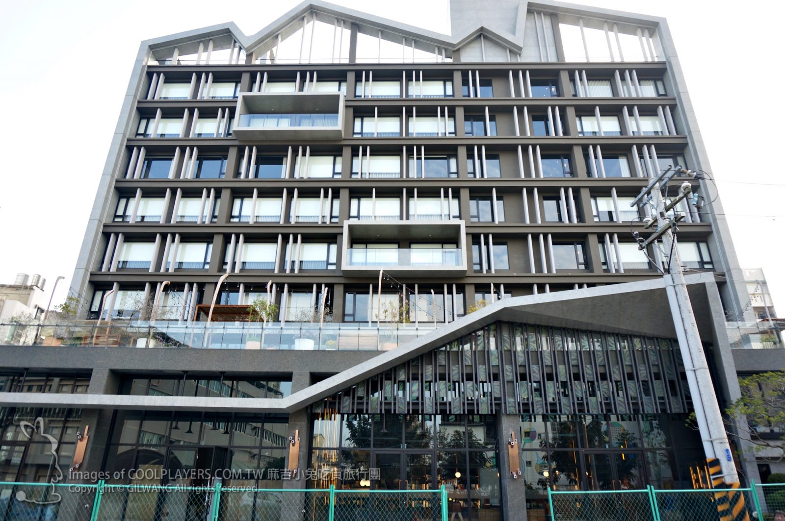 台南中西區【U.I.J Hotel &#038; Hostel 友愛街旅館】超文青設計旅店+青年旅舍 @麻吉小兔。世界行旅