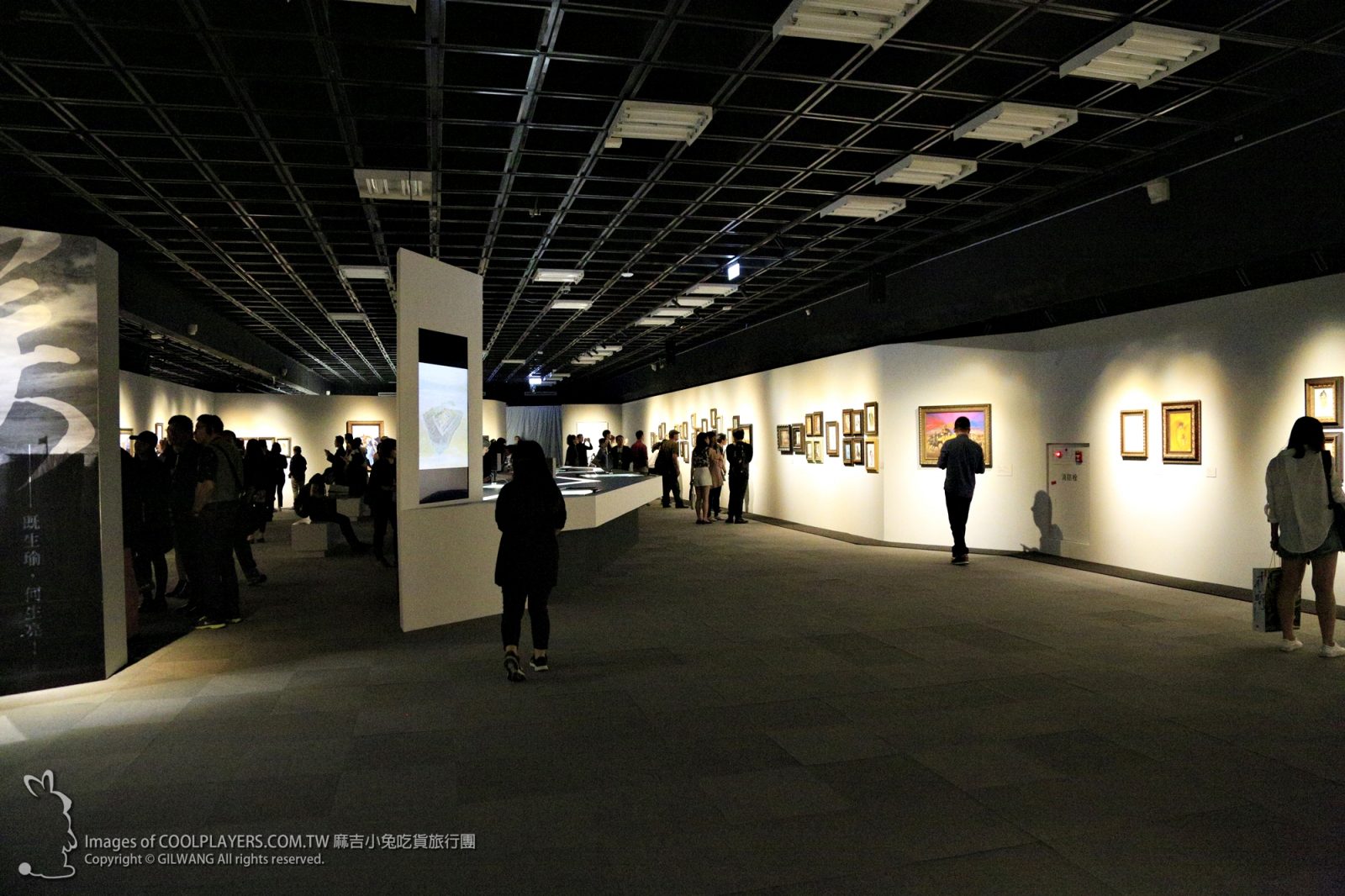 【千年一問 故宮鄭問大展】首位故宮展出漫畫家 獨特風格 經典鄭問 @麻吉小兔。世界行旅