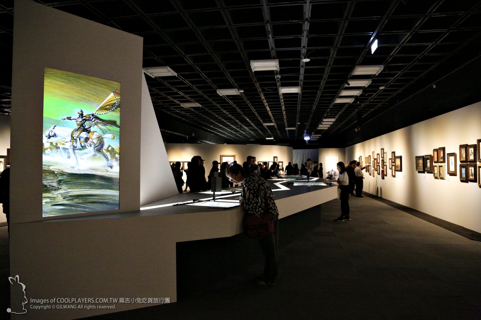 【千年一問 故宮鄭問大展】首位故宮展出漫畫家 獨特風格 經典鄭問 @麻吉小兔。世界行旅