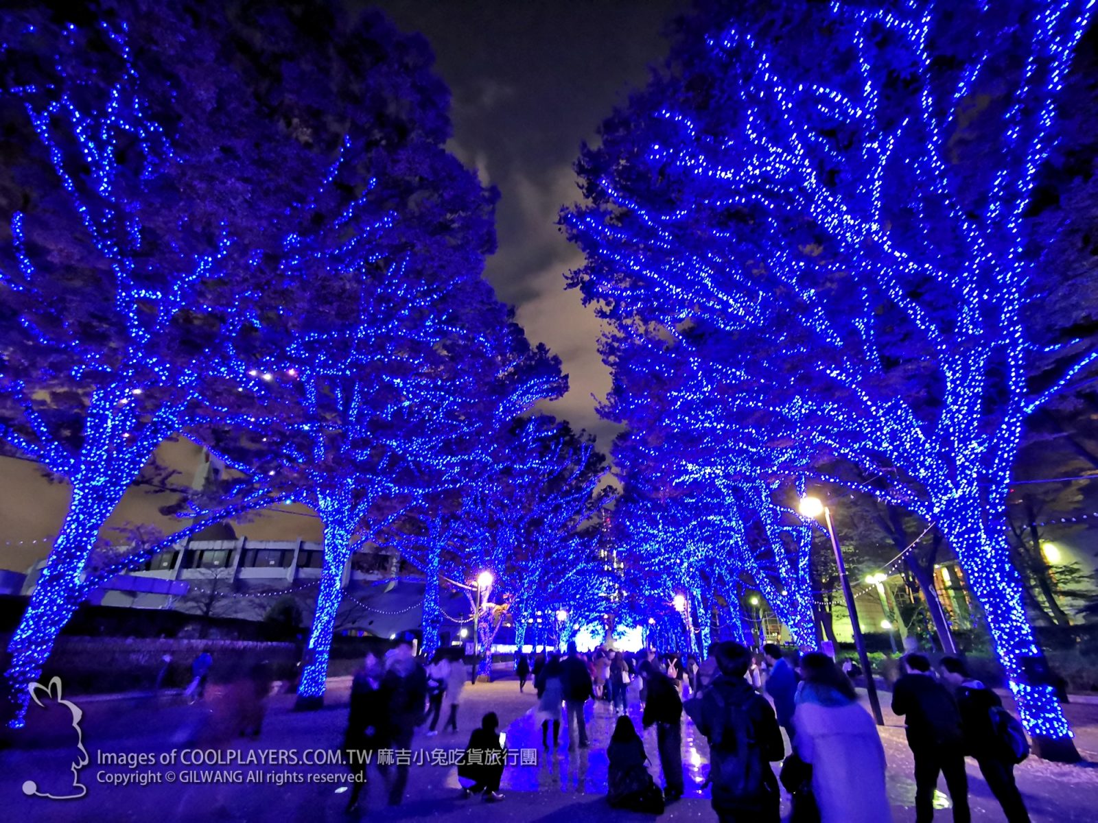 東京耶誕燈~代々木公園【青の洞窟 SHIBUYA】渋谷公園通 @麻吉小兔。世界行旅
