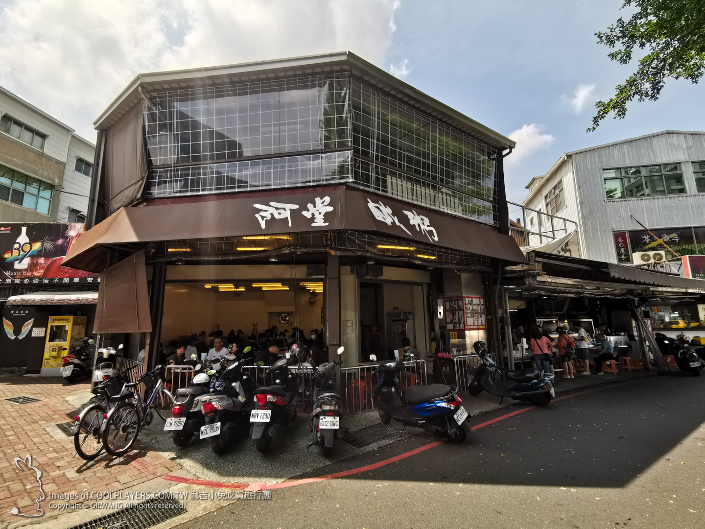 台南小西門圓環老店【阿堂鹹粥】真材實料的豐富鹹粥